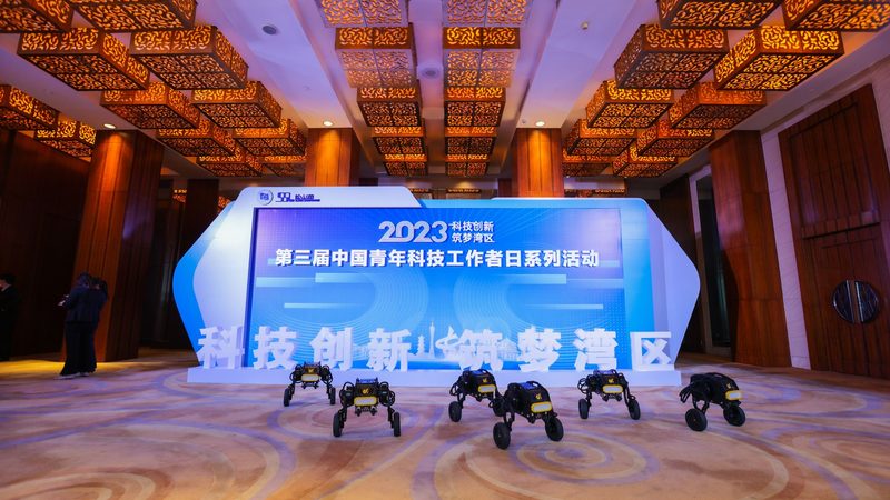 电商数据中台：构建高效数据驱动业务的基石